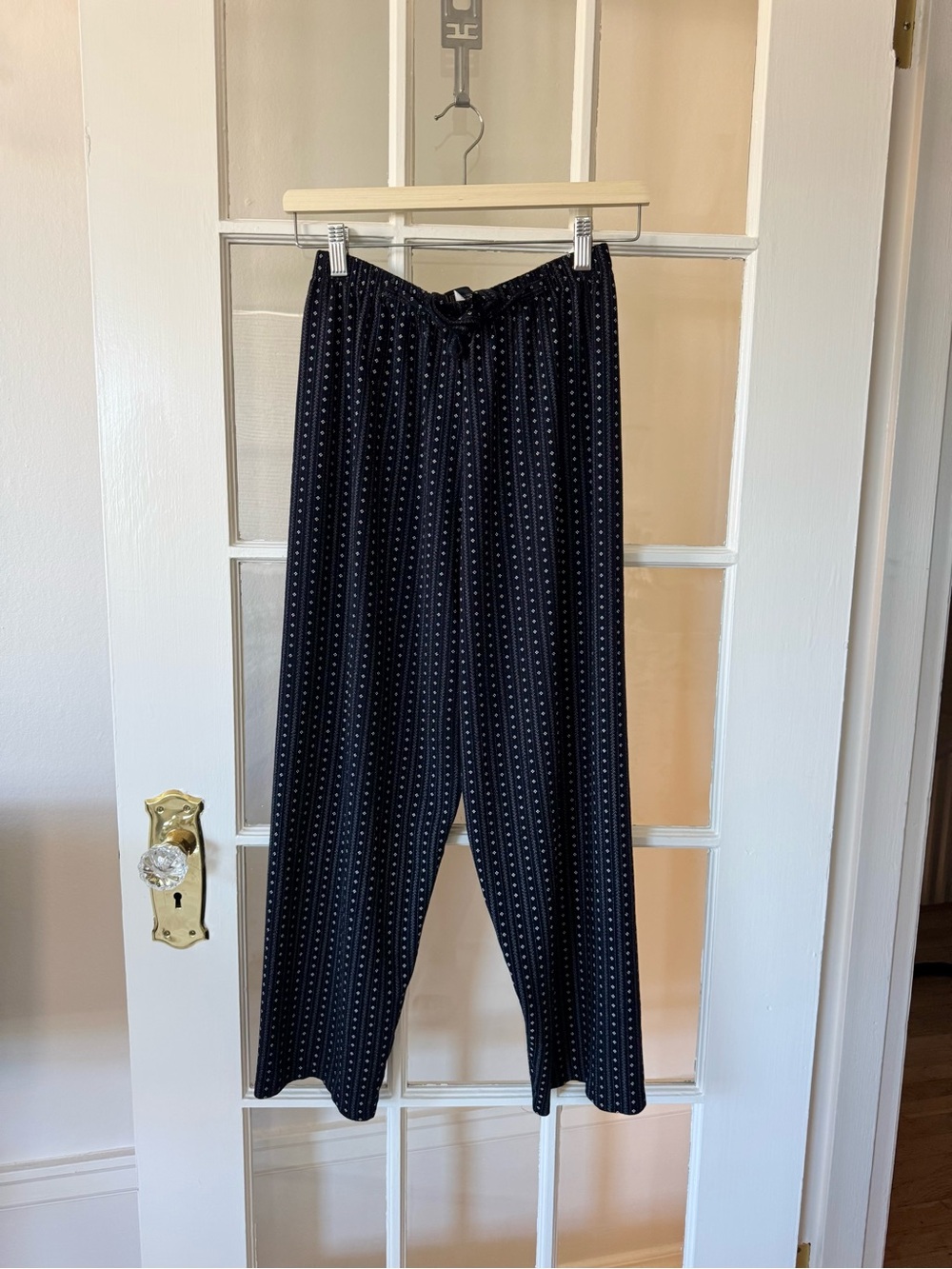 Vtg Black Slouchy Soft Straight Leg Pants w 24” Elastic Tie Waistband